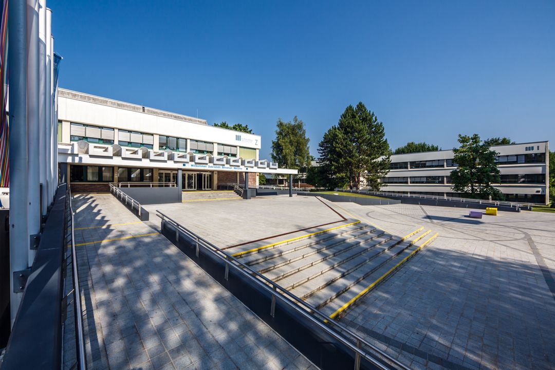 Alpen-Adria-Universität Klagenfurt: Haupteingang