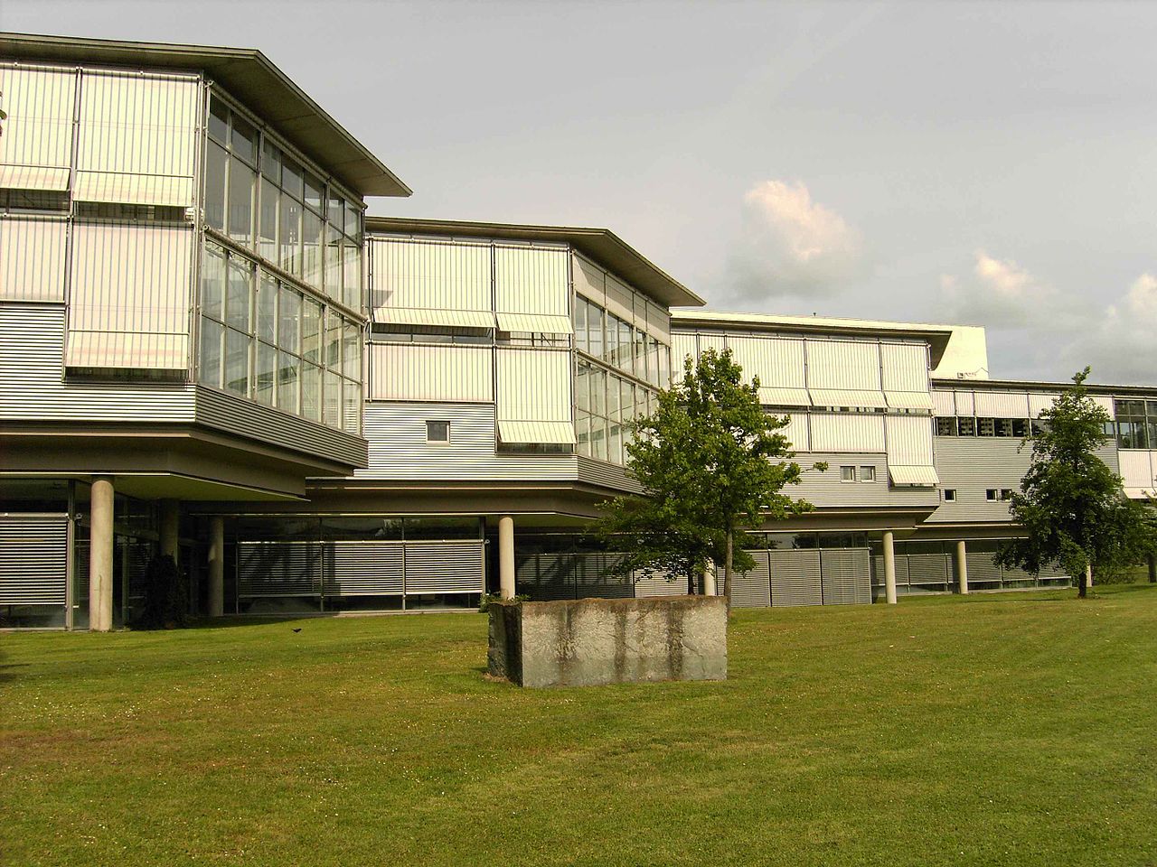 Göttingen, Platz der Göttinger Sieben, University Library, SUB